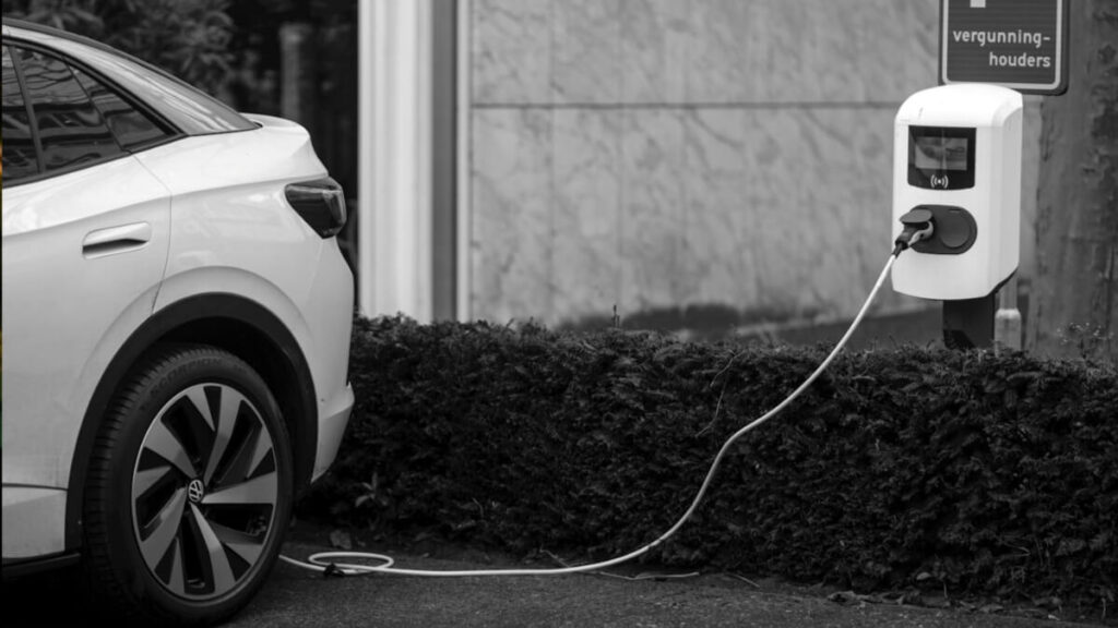 इलेक्ट्रिक चार्जिंग स्टेशन