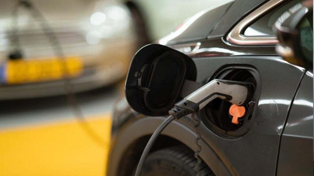 इलेक्ट्रिक वाहन चार्जिंग केंद्र