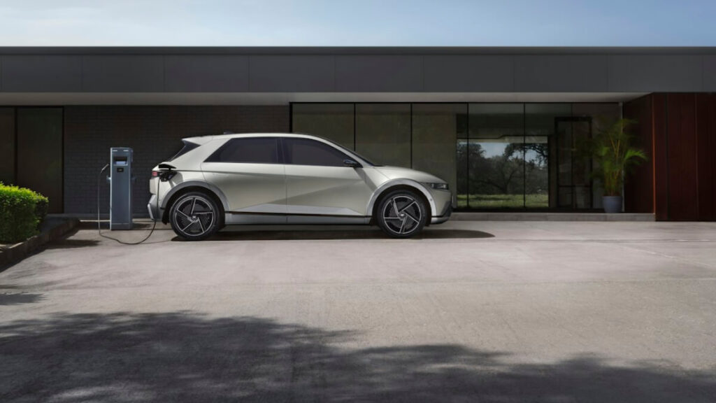 ईवी कारों की बैटरी लाइफ